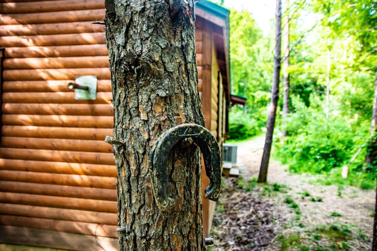 Avenwood Cabins Логан Экстерьер фото