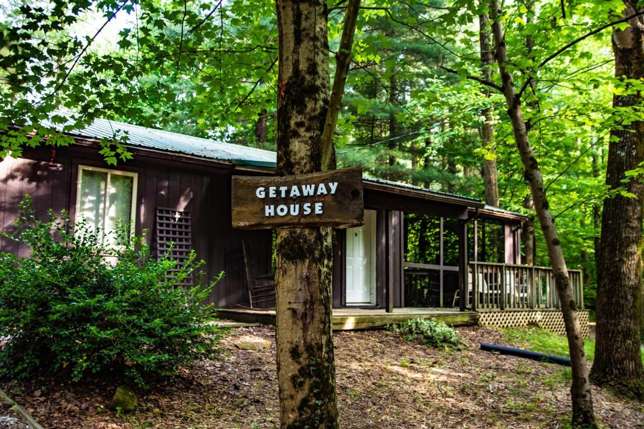 Avenwood Cabins Логан Экстерьер фото