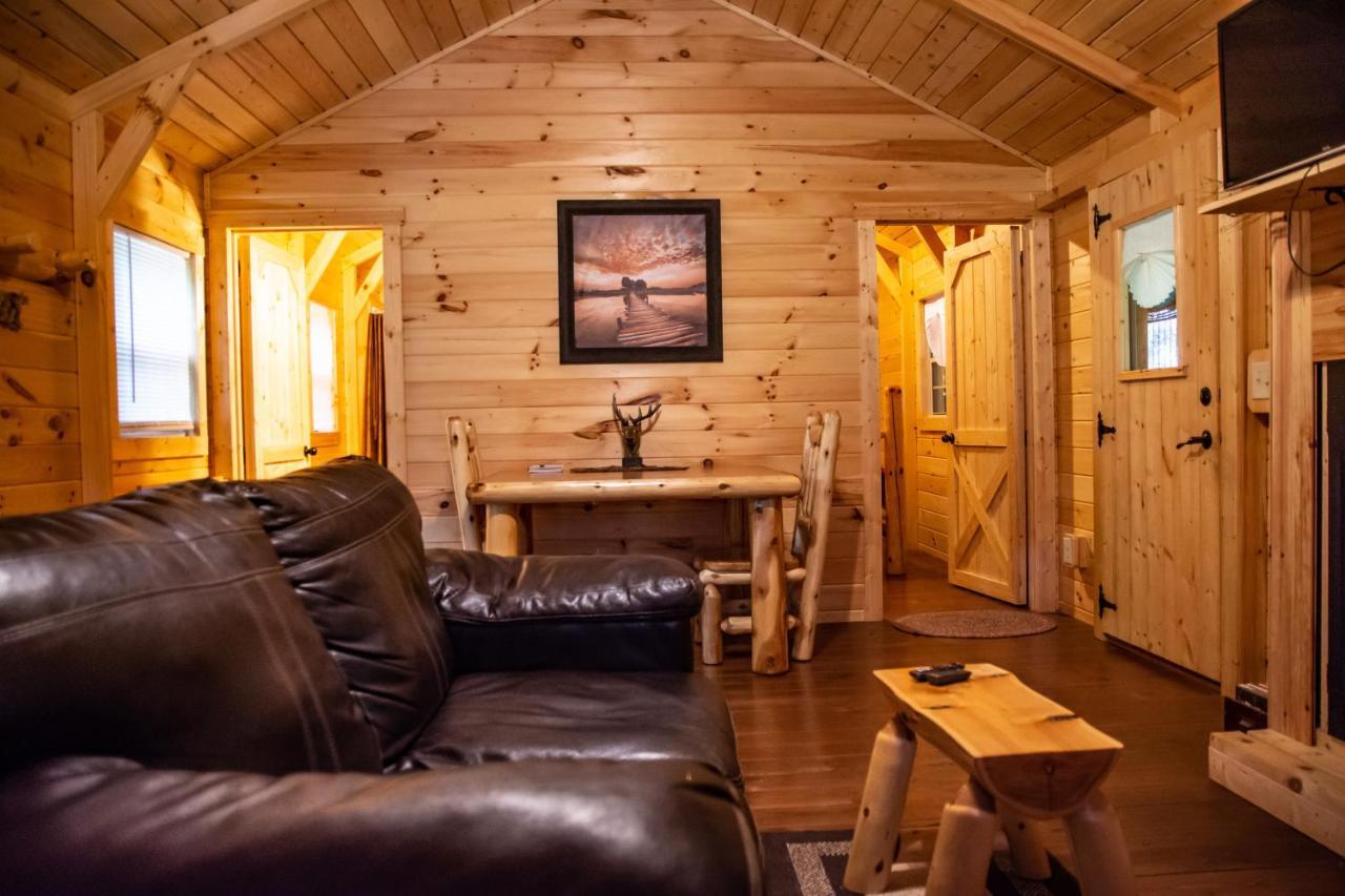 Avenwood Cabins Логан Экстерьер фото